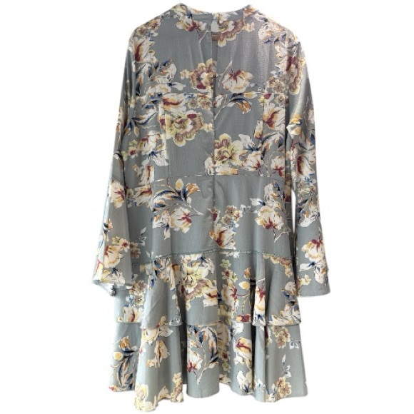Suzanne Betro Sage Gray Floral Tiered Shift Dress Flared Long Sleeve Dress - Picture 7 of 12